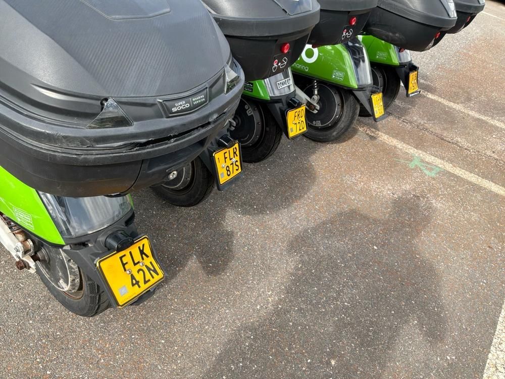 Super SOCO CUx electric fixer upper scooters (5x)