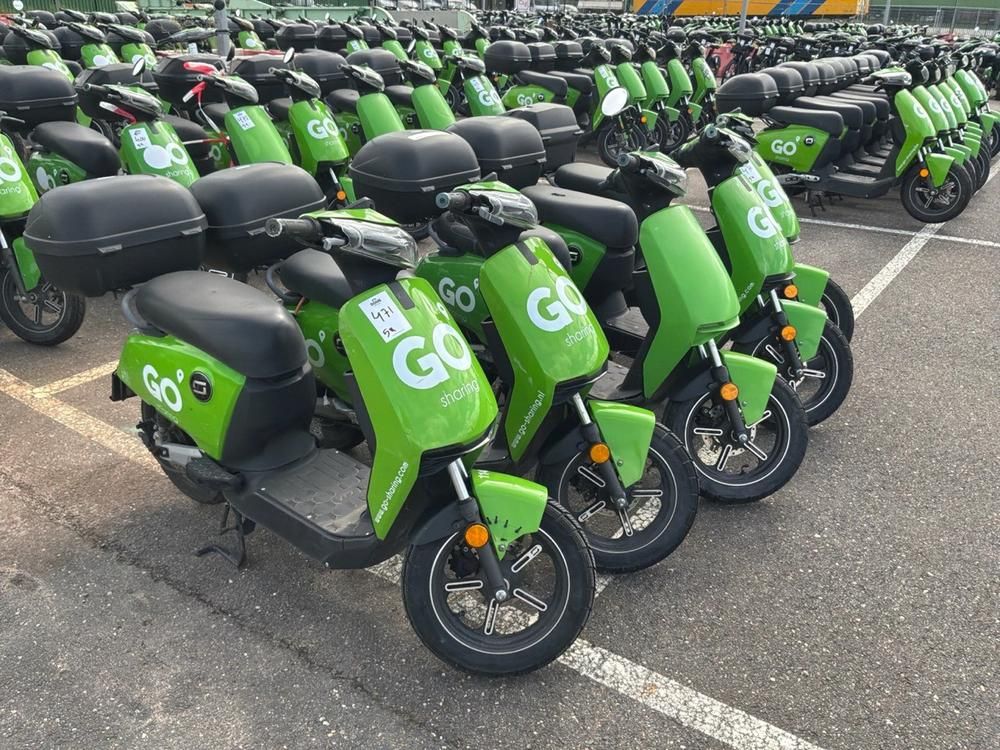 Super SOCO CUx electric fixer upper scooters (5x)