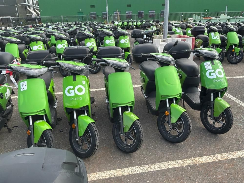 Super SOCO CUx electric fixer upper scooters (5x)