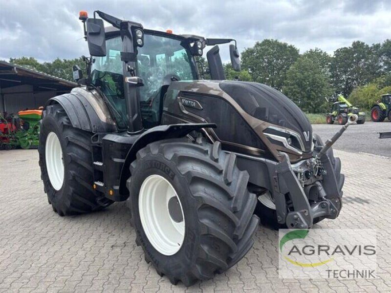 Valtra Q 245 1A9 Rückfahreinrichrung