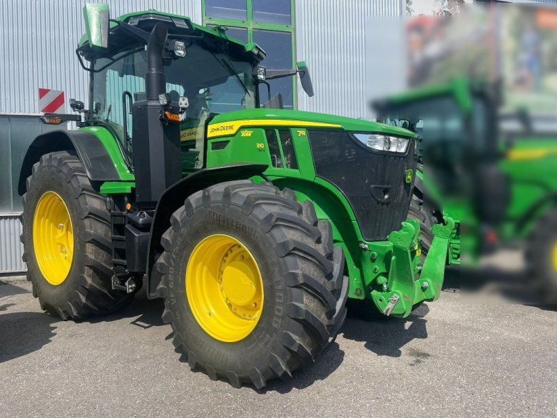 John Deere 7R310