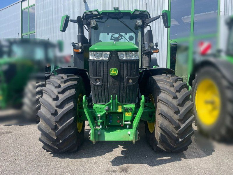 John Deere 7R310