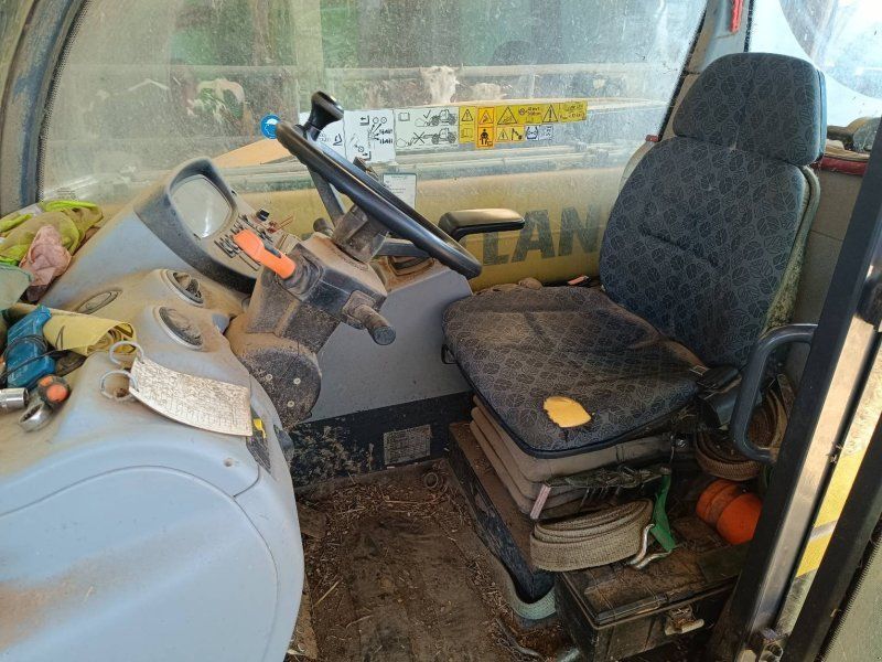 New Holland TH6.32