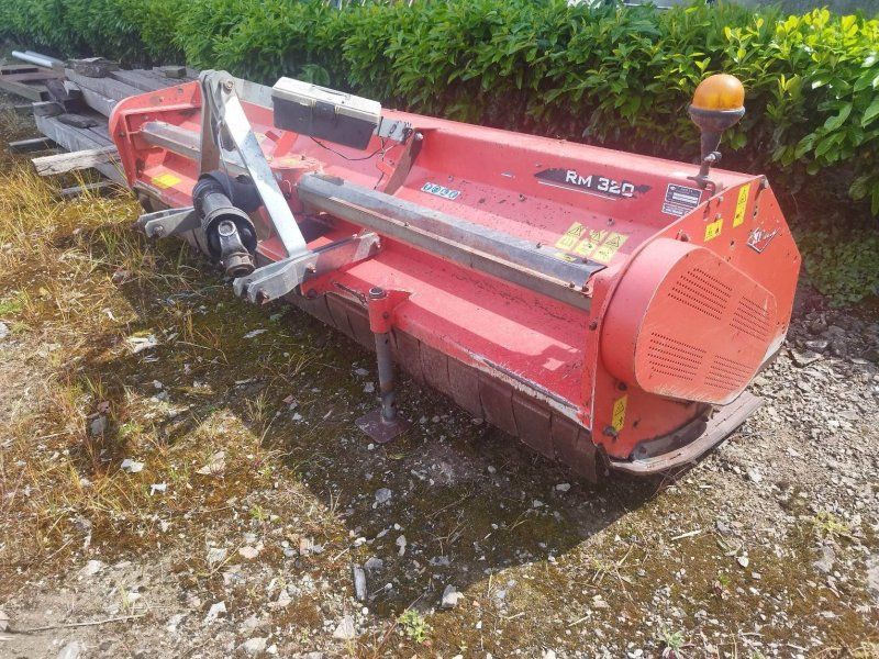 Kuhn RM 320