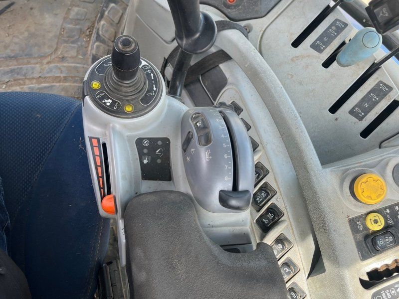 New Holland T7.165S