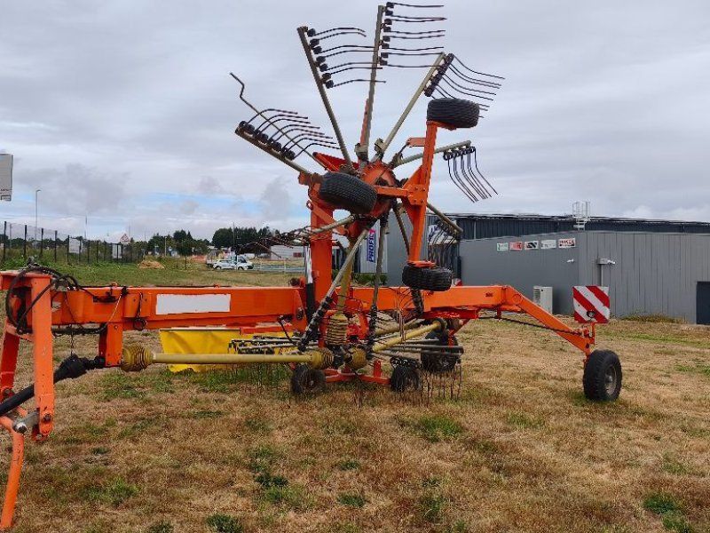 Fella TS1402