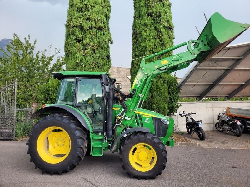 John Deere 5090R GB416