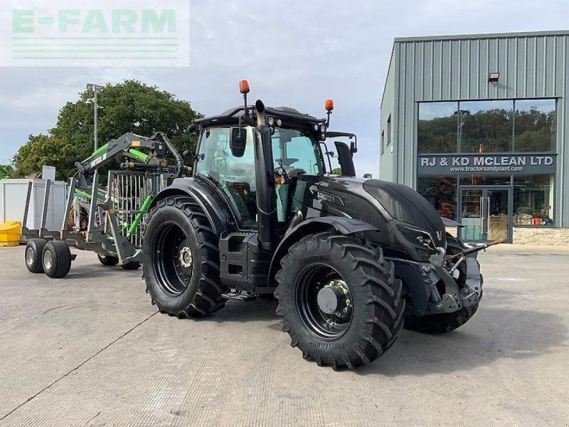 Valtra t214versu unlimited twin track reverse drive & efm 11t forestry