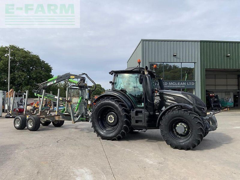 Valtra t214versu unlimited twin track reverse drive & efm 11t forestry