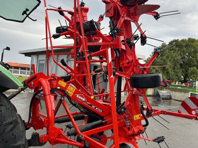 Kuhn GF 8703
