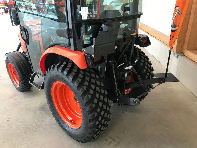 Kubota B2261 H Cab Hydrostat FKH FZW