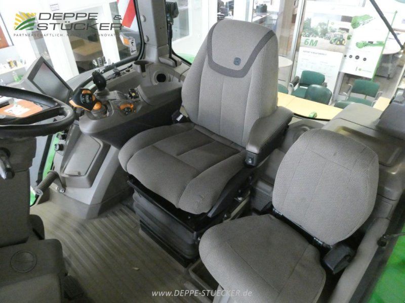 John Deere 7R 330