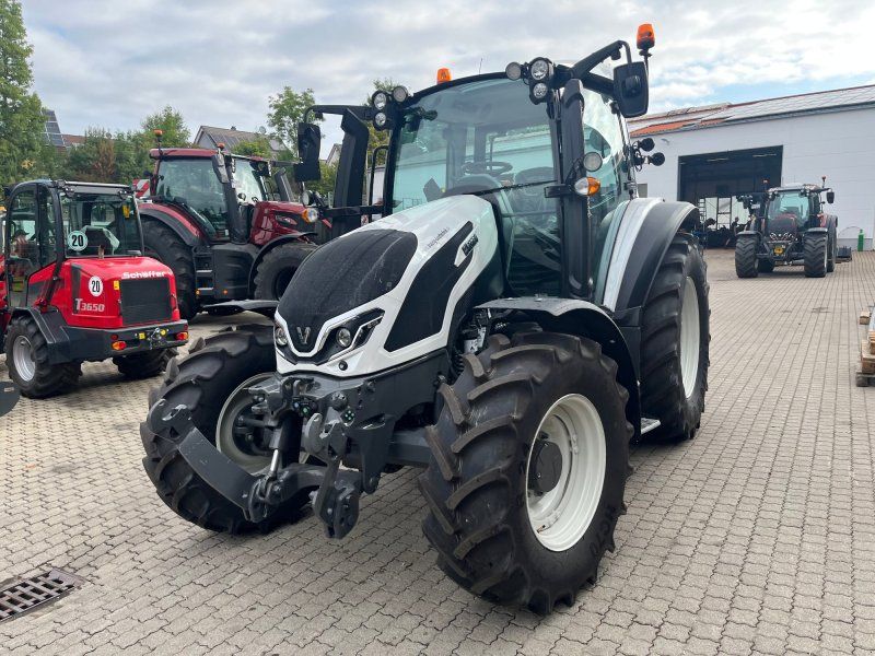 Valtra G125 Versu