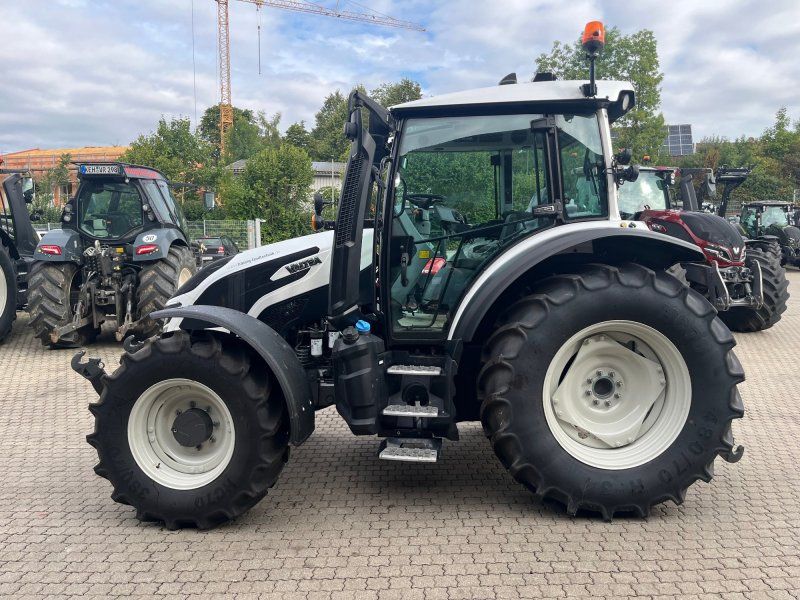 Valtra G125 Versu