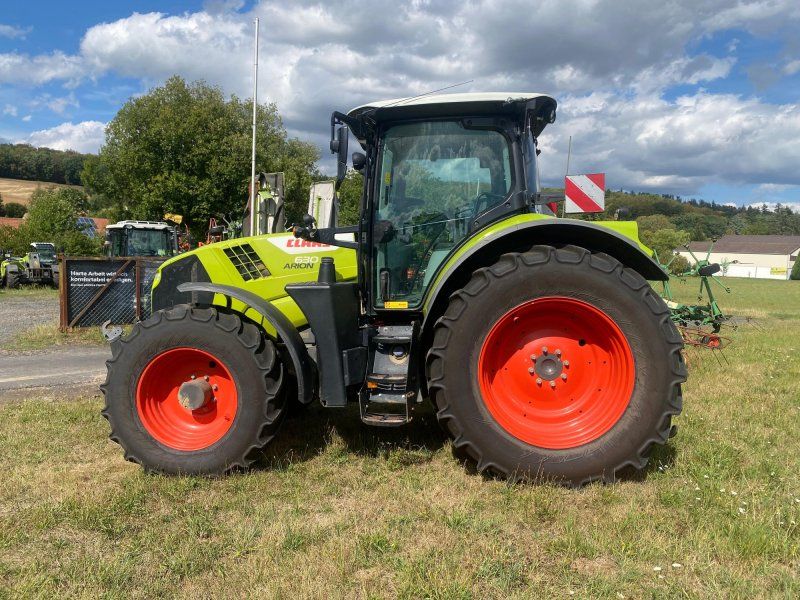 Claas Arion 630 CIS+ Hexashift
