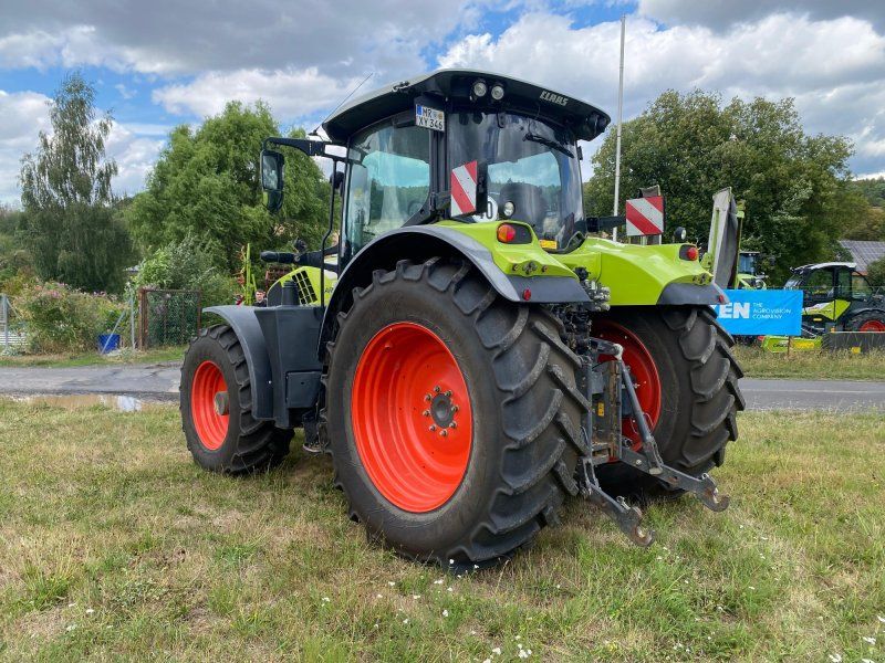 Claas Arion 630 CIS+ Hexashift