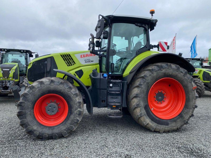 Claas Axion 870 C-MATIC