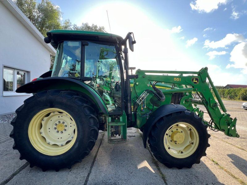 John Deere 5620 PowerQuad + 551 Frontlader