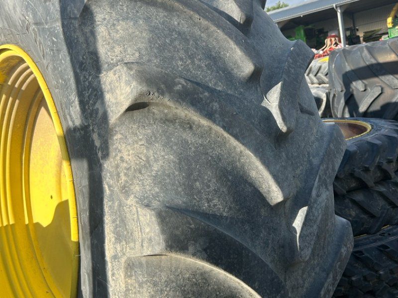 Firestone 710/70R42