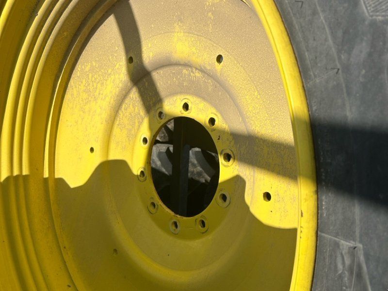 Firestone 710/70R42