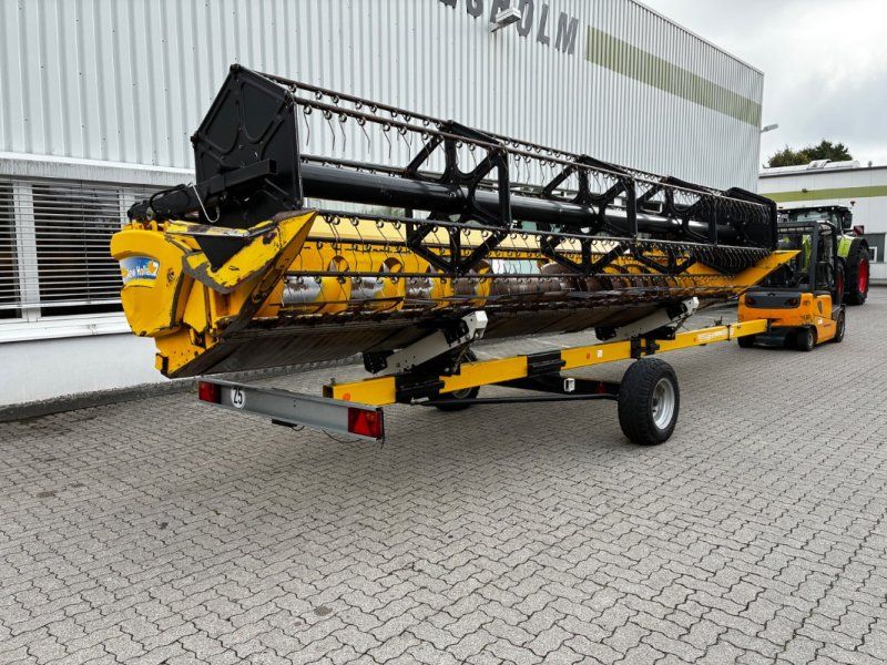 New Holland CR 9060