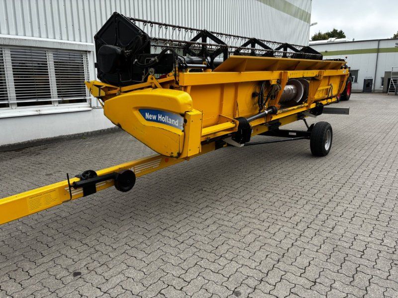 New Holland CR 9060