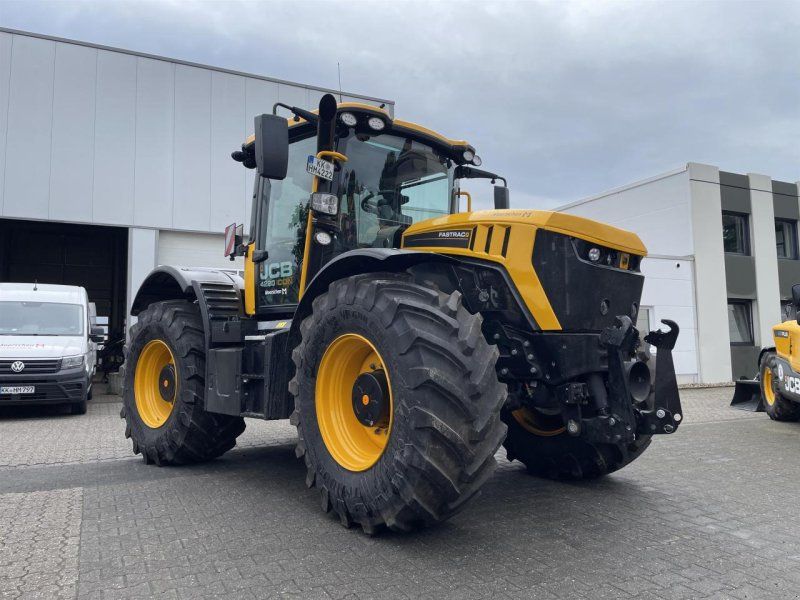 JCB 4220 ICON