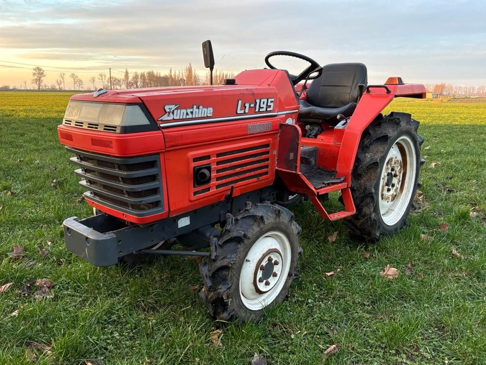 Kubota Sunshine L1-195 vierwielaangedreven minitractor