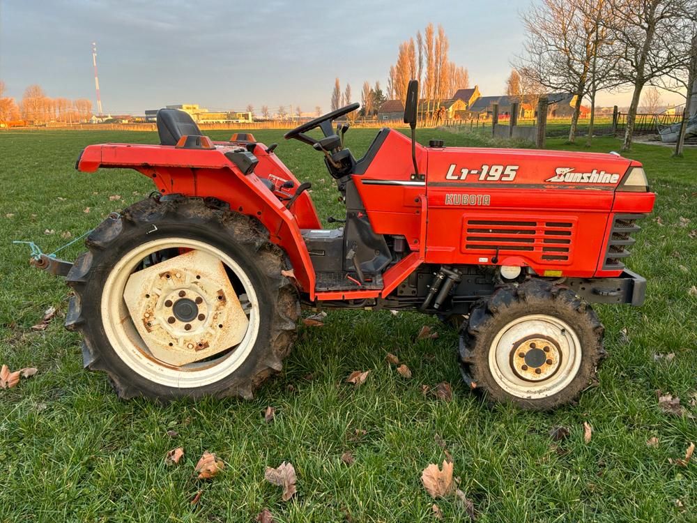 Kubota Sunshine L1-195 vierwielaangedreven minitractor