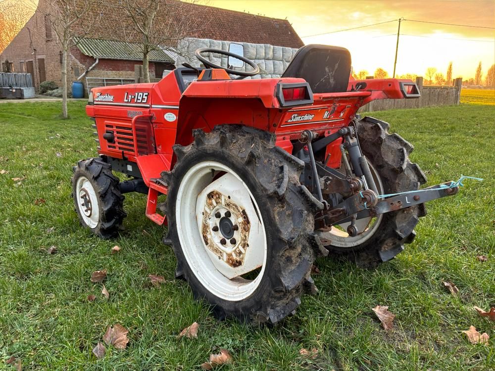 Kubota Sunshine L1-195 vierwielaangedreven minitractor