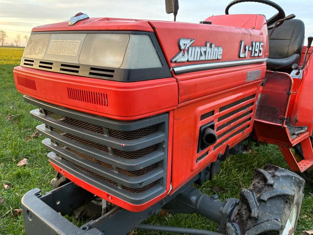 Kubota Sunshine L1-195 vierwielaangedreven minitractor
