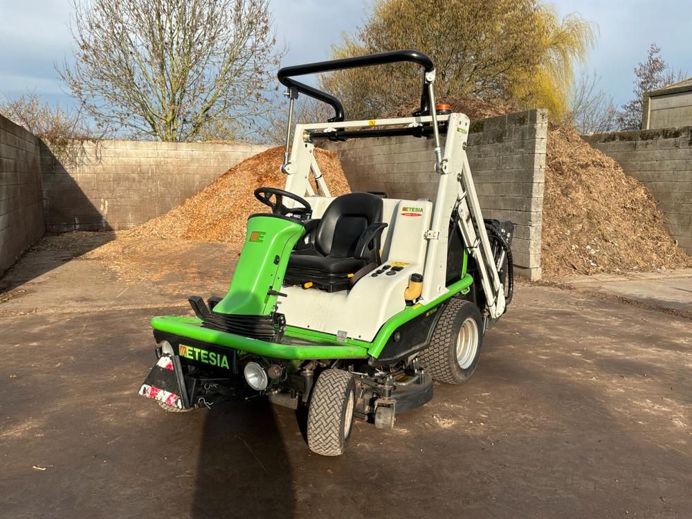2021 Etesia Hydro 124D zitmaaier