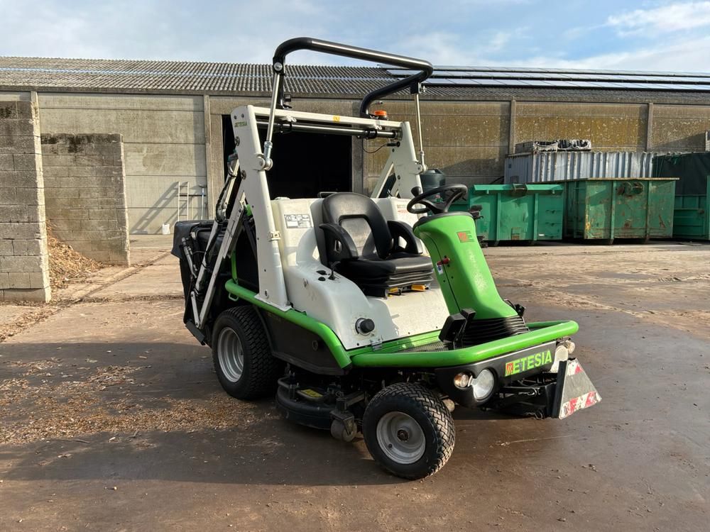 2021 Etesia Hydro 124D zitmaaier
