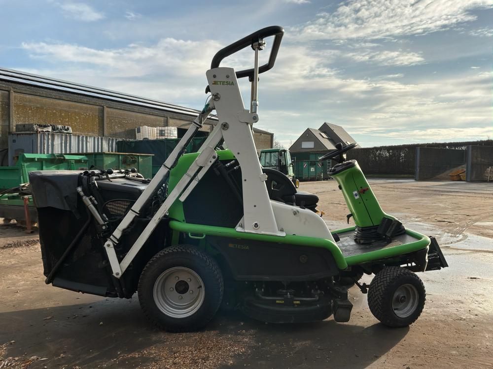 2021 Etesia Hydro 124D zitmaaier