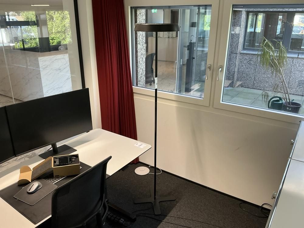 Belux Stehlampe