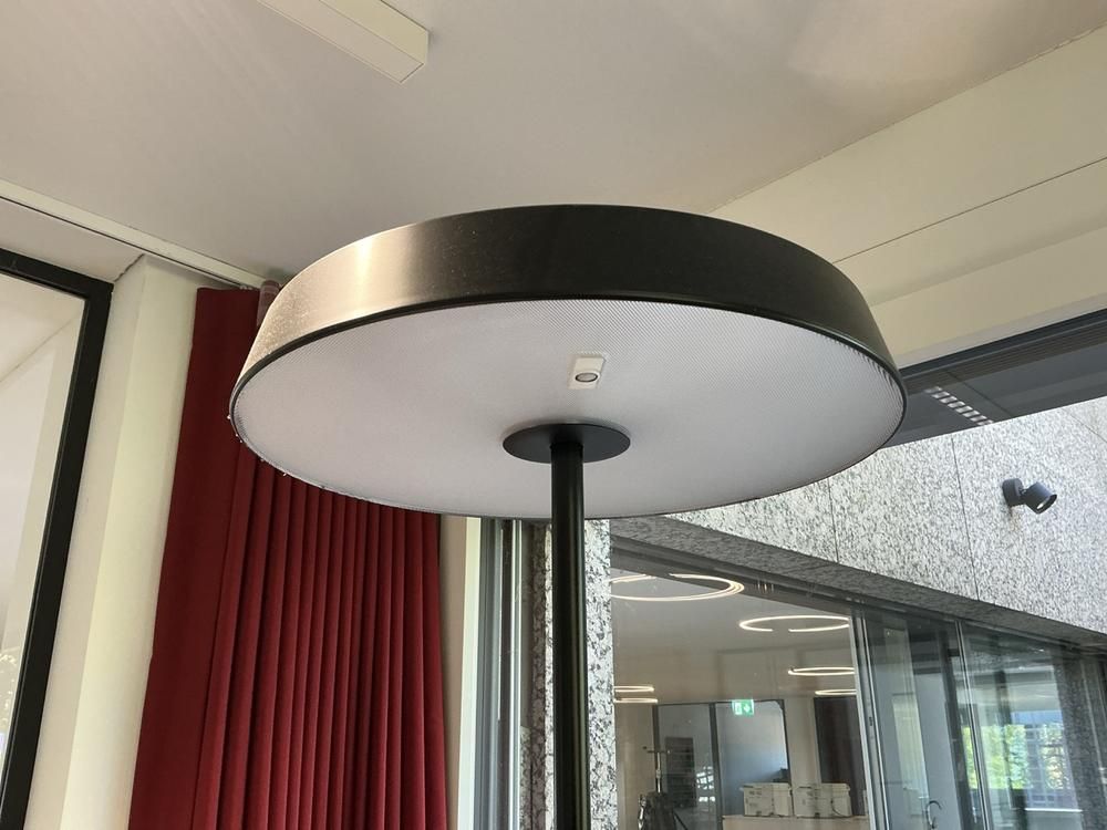 Belux Stehlampe