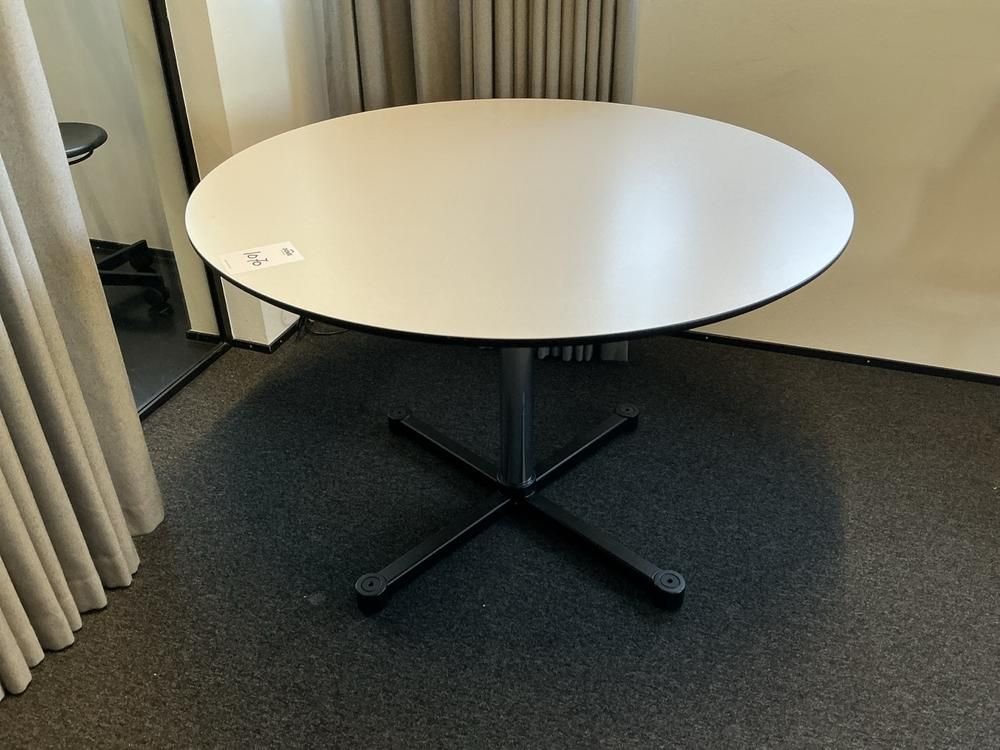 USM Haller-Tisch