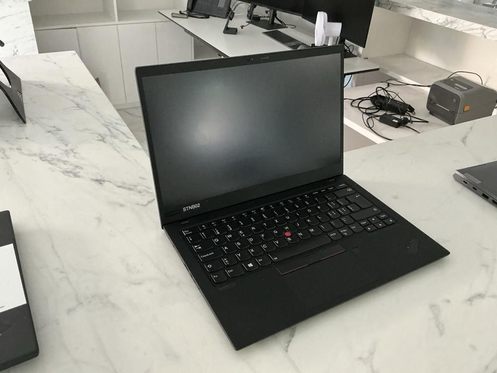 2020 Lonovo ThinkPad X1 Carbon Gen 8 Laptop