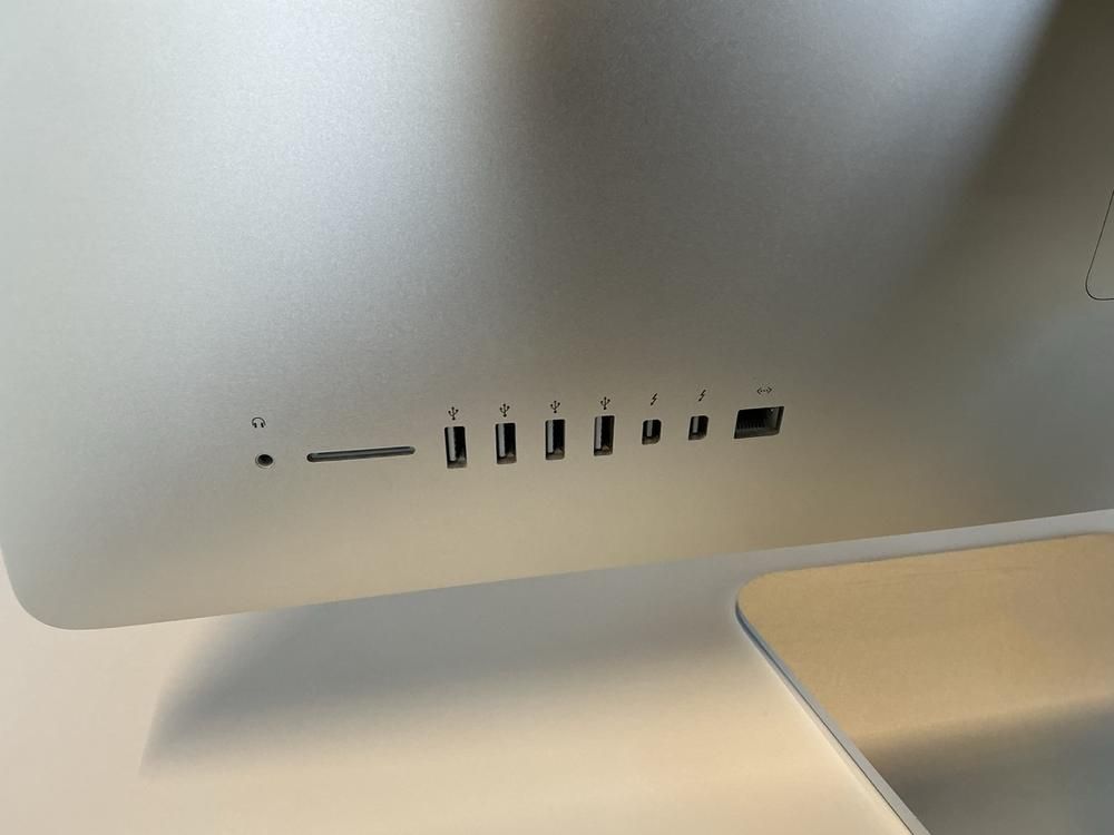 1 Apple imac Computer