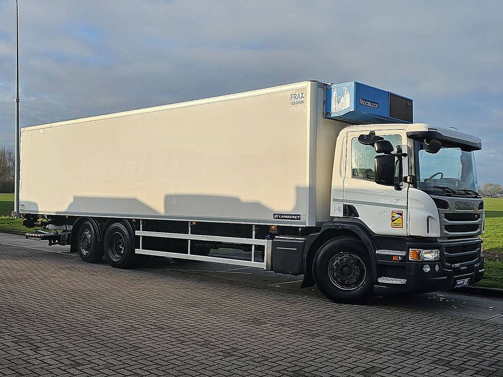 SCANIA P320 6x2*4 lamberet frigo