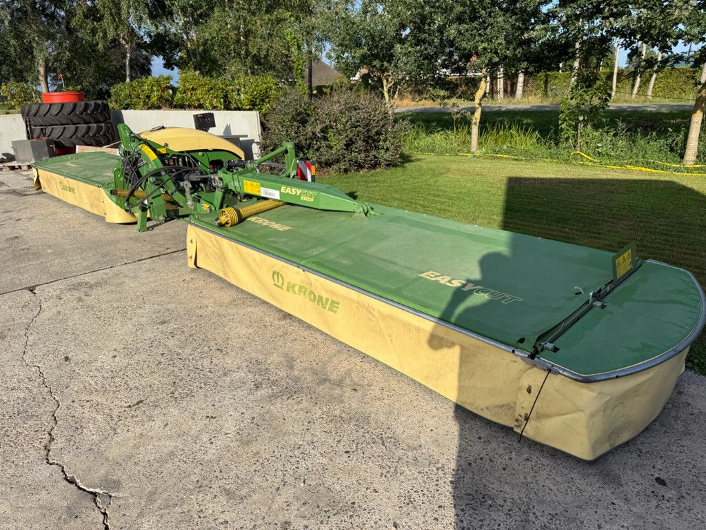 Krone Triple maaier krone easy cut B 1000 vlindermaaier schijvenmaaier Easy cut B 1000 easycut triple maaier vlinder maaier schijvenmaaier
