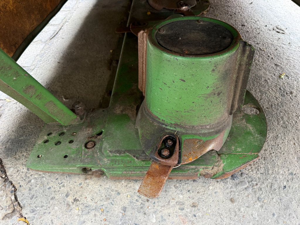 Krone Triple maaier krone easy cut B 1000 vlindermaaier schijvenmaaier Easy cut B 1000 easycut triple maaier vlinder maaier schijvenmaaier