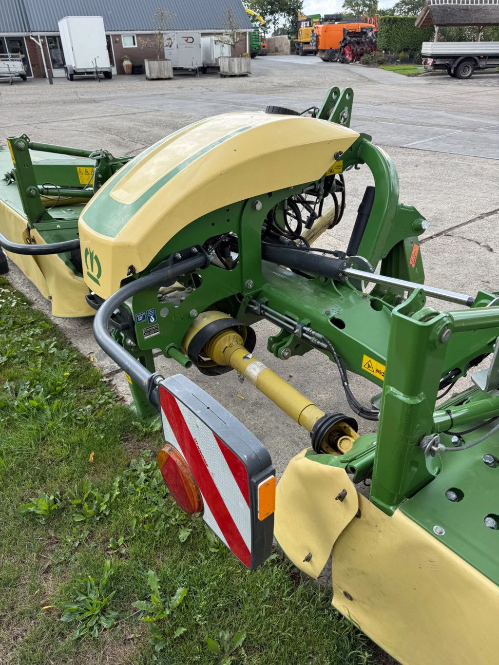 Krone Triple maaier krone easy cut B 1000 vlindermaaier schijvenmaaier Easy cut B 1000 easycut triple maaier vlinder maaier schijvenmaaier