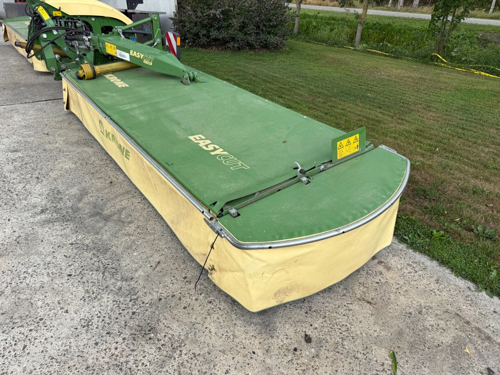 Krone Triple maaier krone easy cut B 1000 vlindermaaier schijvenmaaier Easy cut B 1000 easycut triple maaier vlinder maaier schijvenmaaier