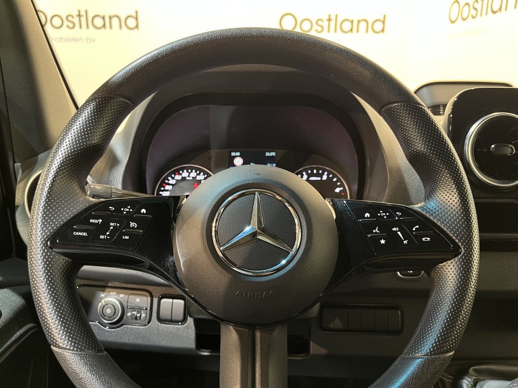 Mercedes-Benz Sprinter 317 CDI L3 RWD DC Dubbel Cabine Open Laadbak / Euro 6 / Trekhaak 3500 KG / Airco / Camera / CarPlay / Cruise Control Adap. / 6-Zits /