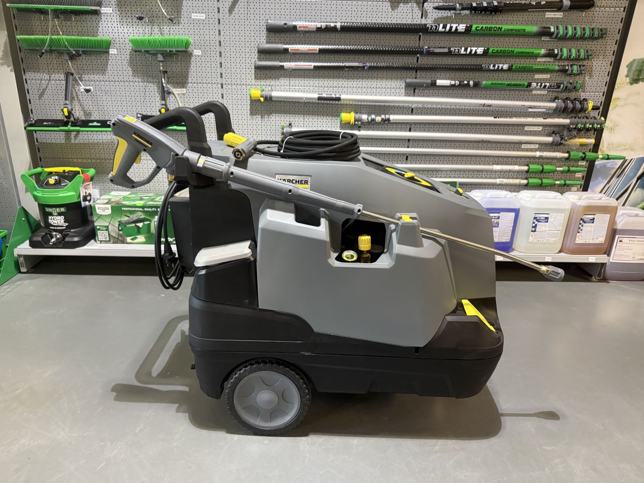 KARCHER WARMWATER HOGEDRUKREINIGER HDS 6/15 C