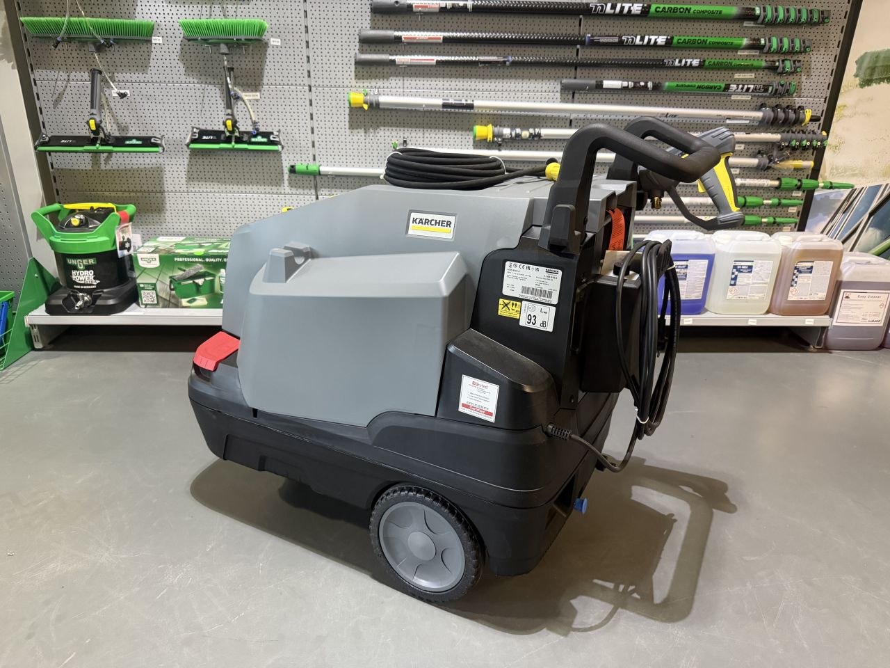 KARCHER WARMWATER HOGEDRUKREINIGER HDS 6/15 C