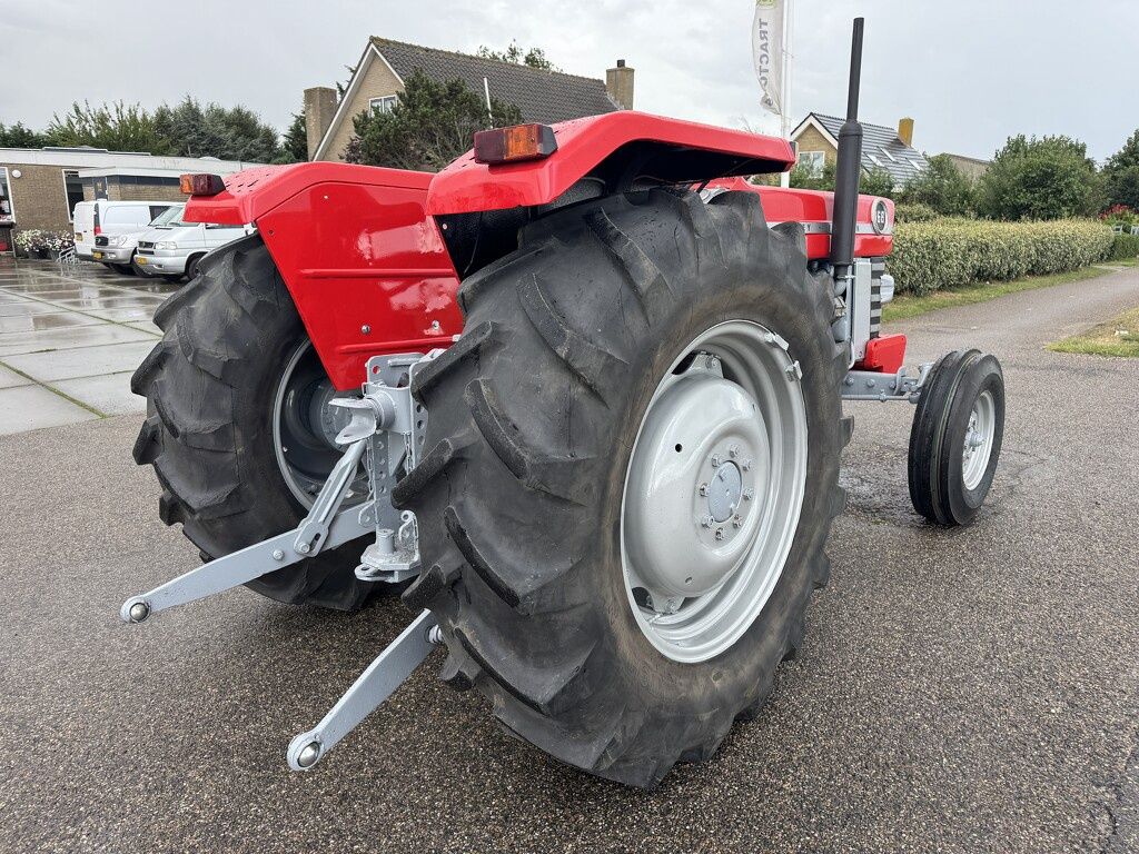 Massey Ferguson 168