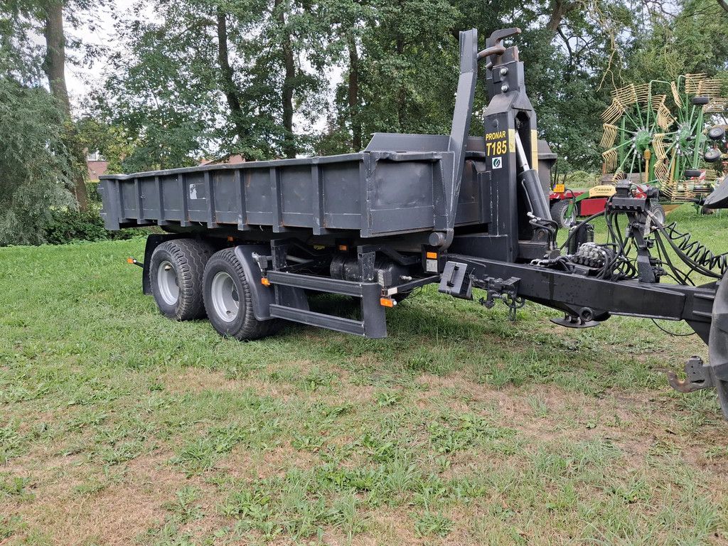 Pronar T185 T185 haakarm incl container Elektrische bediening