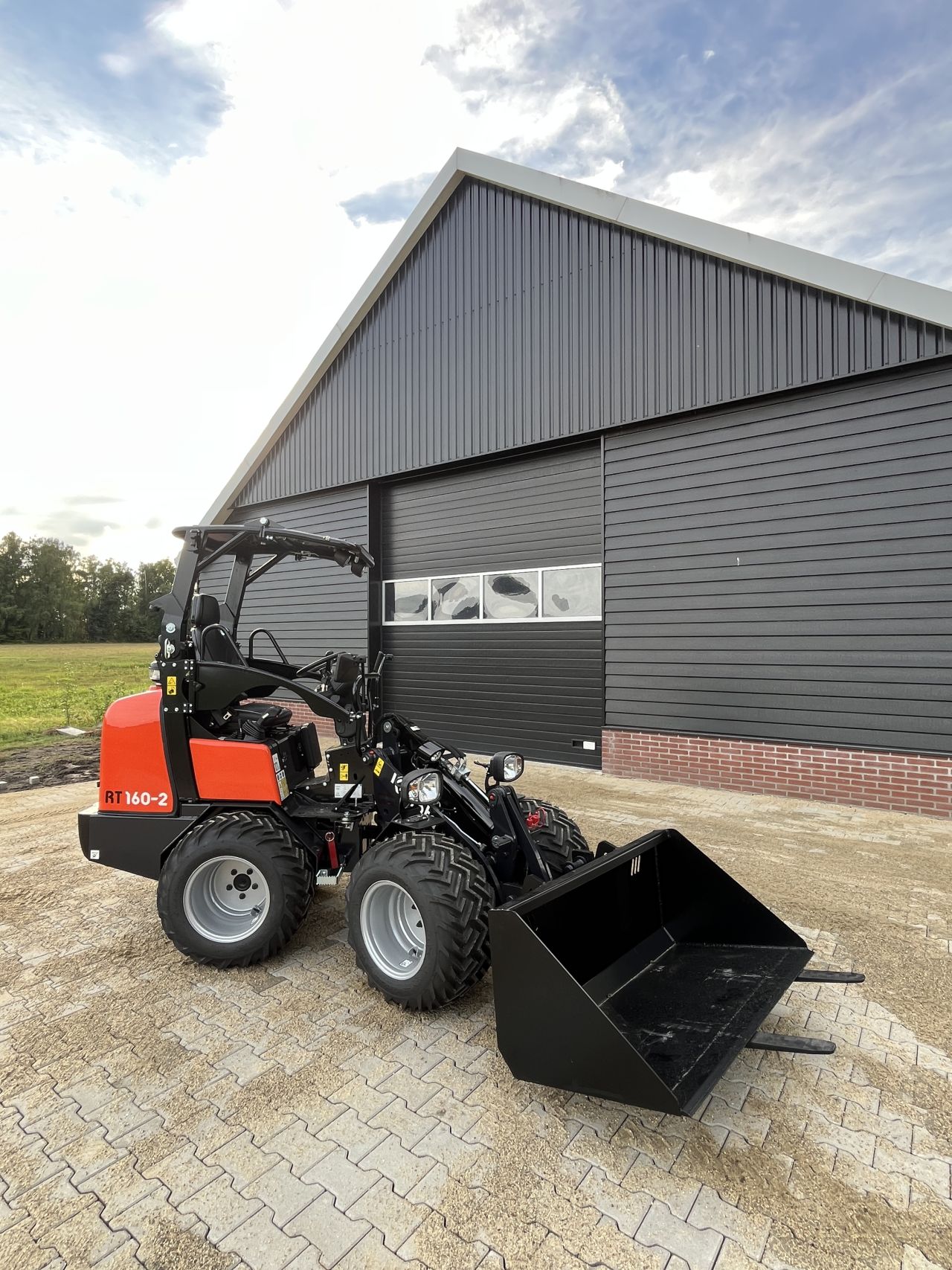 Kubota RT160-2 / Giant G1500 XTRA-HD